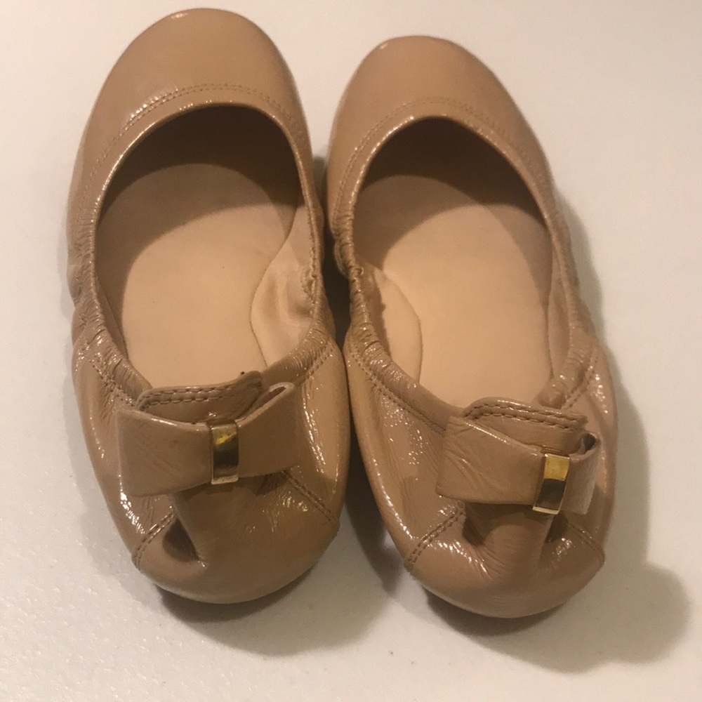 Girls Cole Haan Slippers - Picture 5 of 7